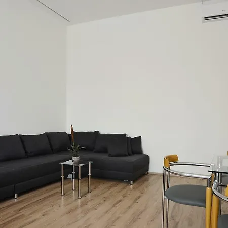 Free Garage!!! Downtown Near The New York Coffee House Apartman